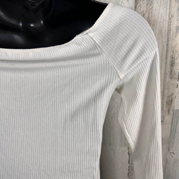 Reformation Ribbed Tee L | Ivory Long Sleeve | Tencel Blend | MSRP $68 - Picture 6 of 8